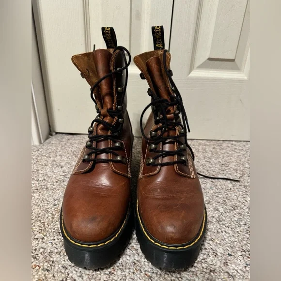 Doc martens Leona discontinued butterscotch color - Picture 3 of 6